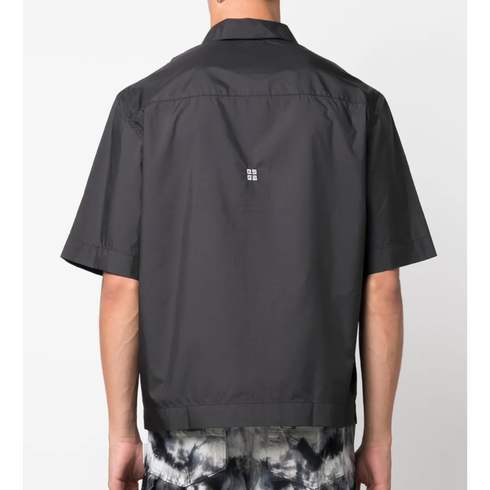 GIVENCHY logo patch zip up shirt - image 2